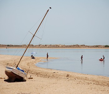 visithuelva playa el cantil