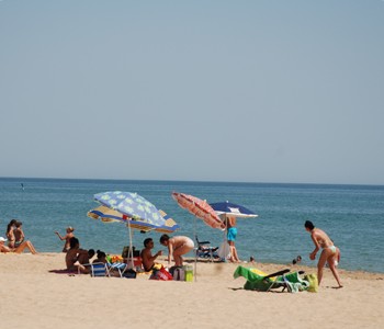 visithuelva playa de la redondela